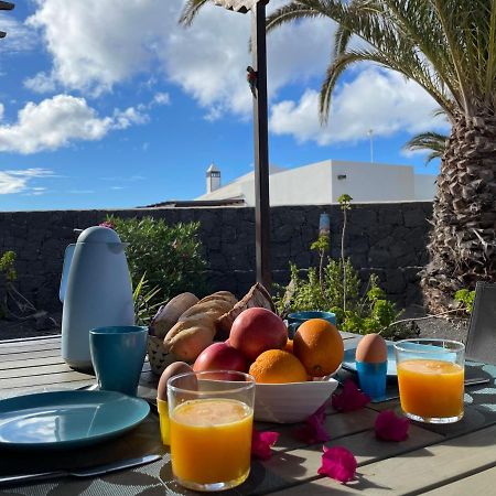 Villa Tropicana Playa Blanca  Ngoại thất bức ảnh