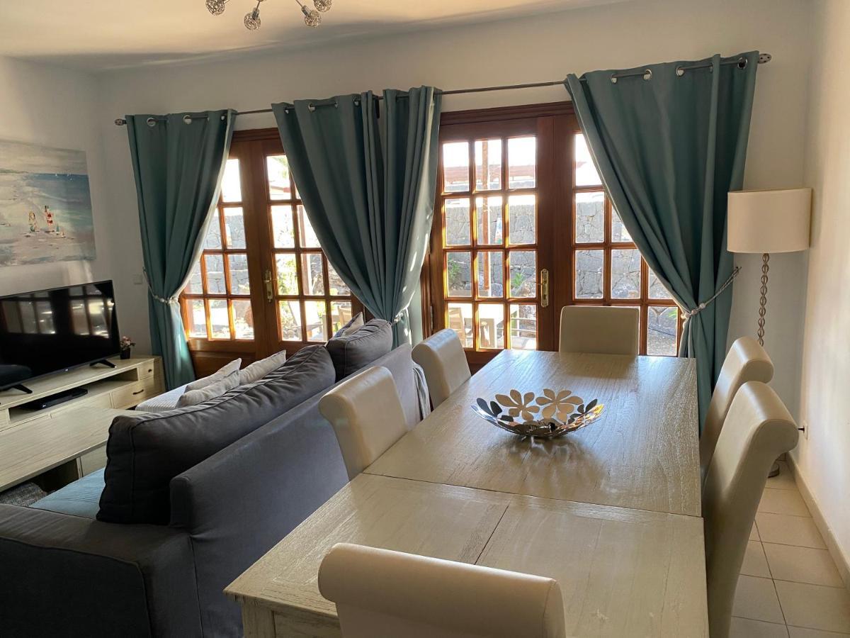 Villa Tropicana Playa Blanca  Ngoại thất bức ảnh